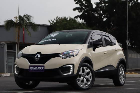 RENAULT CAPTUR 1.6 16V SCE FLEX LIFE X-TRONIC RENAULT CAPTUR 1.6 16V SCE FLEX LIFE X-TRONIC